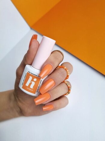 tangerine juice oranje voorbeeld op nagels.